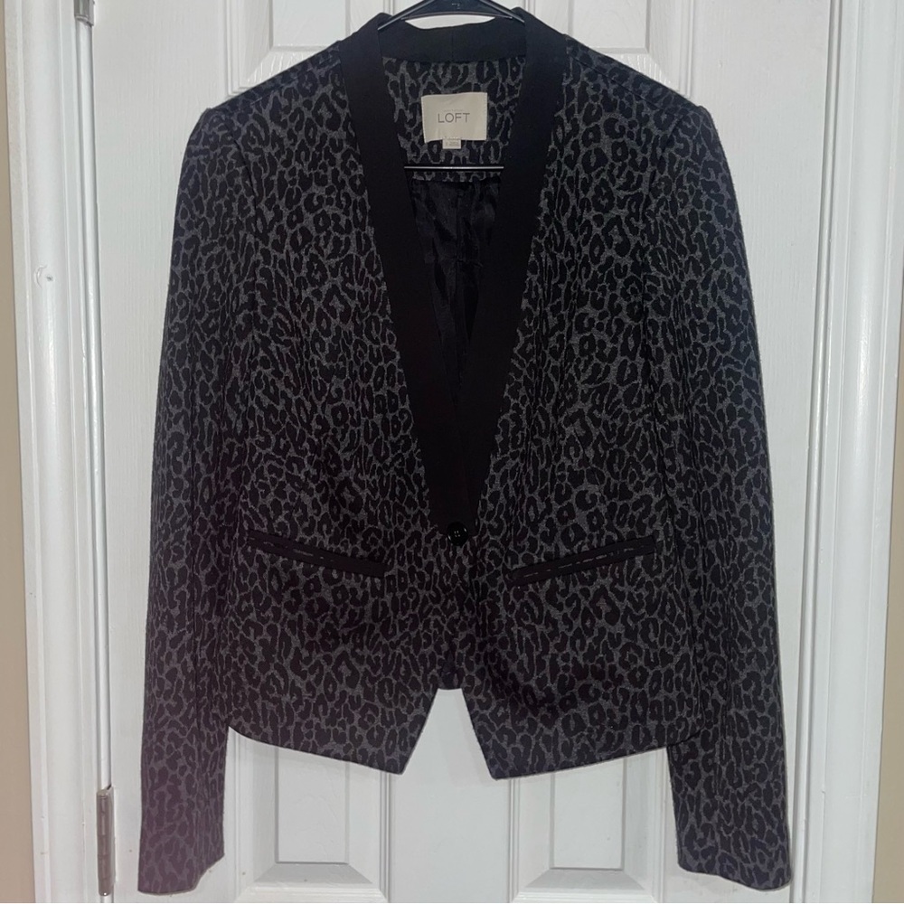 LOFT Women's Black‎ Leopard Print Jacket Blazer Size 2